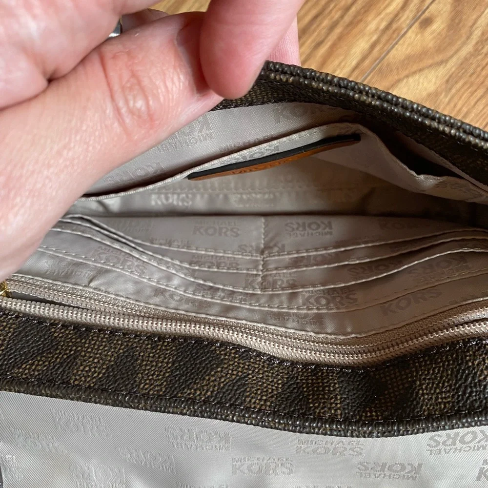 Michael Kors Chain Bag